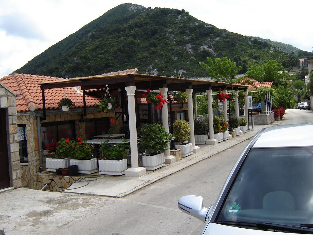 Apartments "Villa Mungos" Sobra Exterior foto